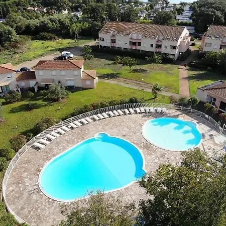Apartment Dans Avec Piscines