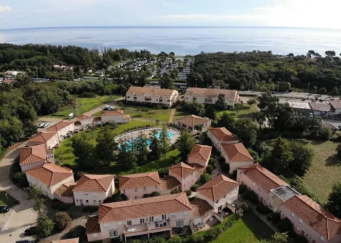 Dans Avec Piscines 公寓 *