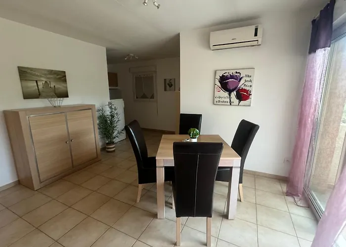 Dans Avec Piscines * 圣玛丽亚波焦